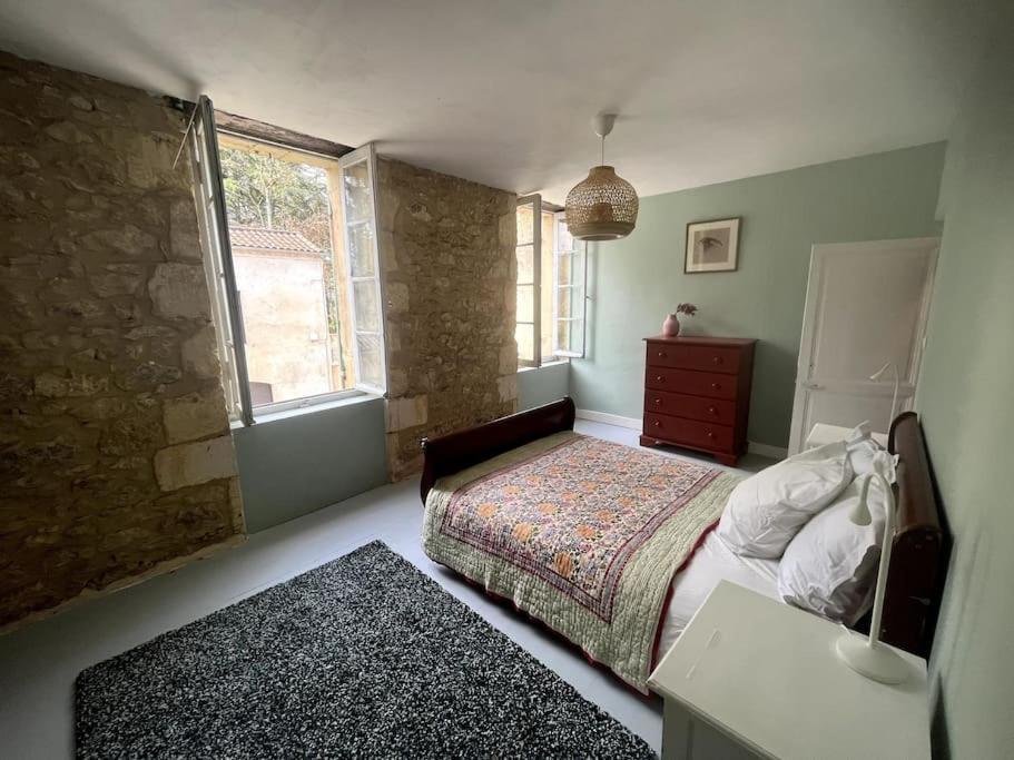 Cozy Town Centre Cottage Beaumont-du-Périgord Екстериор снимка