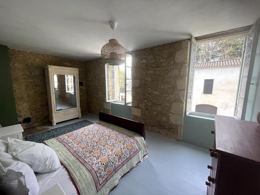 Cozy Town Centre Cottage Beaumont-du-Périgord Екстериор снимка